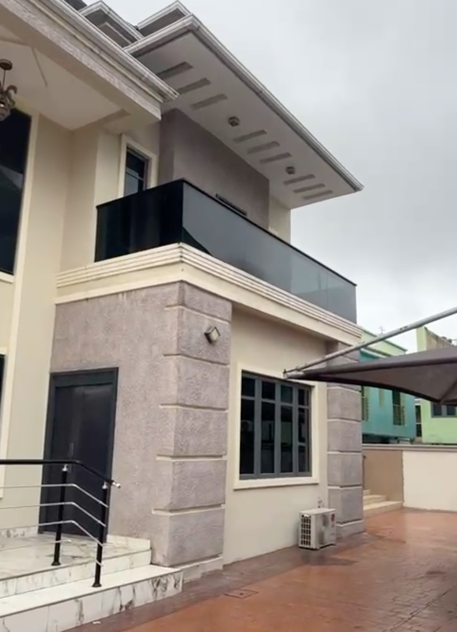 Luxury 5-Bedroom Duplex at Dideolu Estate, Ogba
